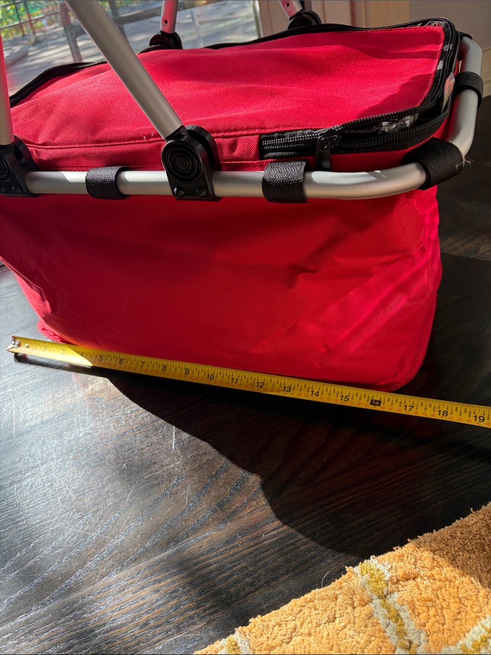 New! Collapsible Insulated Picnic Basket Market Basket Tote & 2 Picnic Blankets - Picture 4 of 9